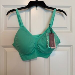 Green Wireless Bra